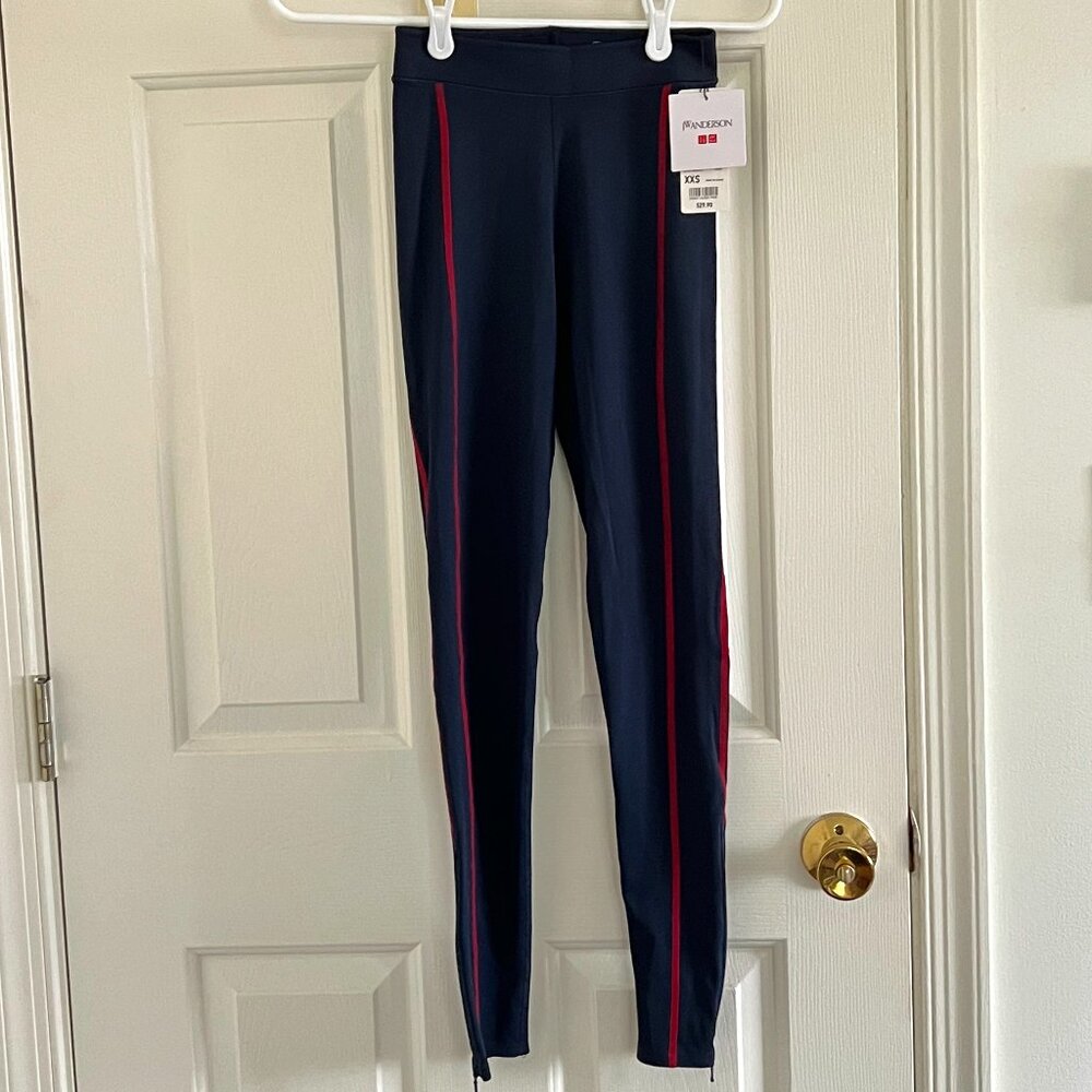 Brand New UNIQLO Athletic AlRism Leggings Size XXS
